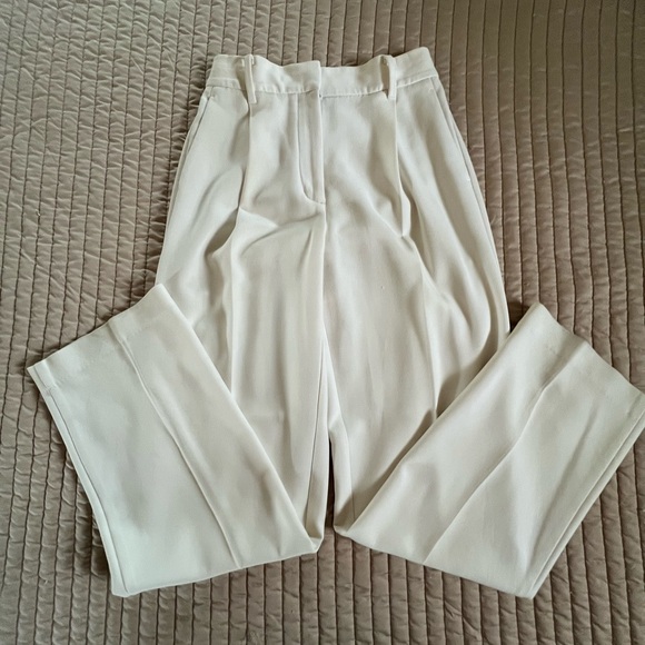 Aritzia Wilfred Effortless Trousers Ivory - Picture 2 of 4
